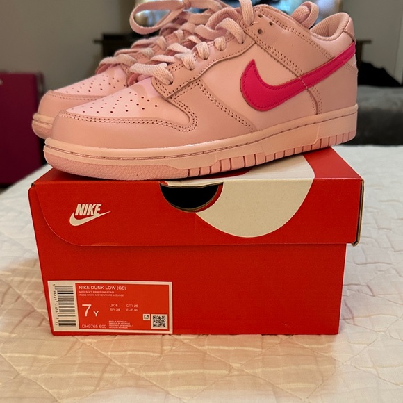 Nike Dunk Low Rose and Fuchsia Sneakers